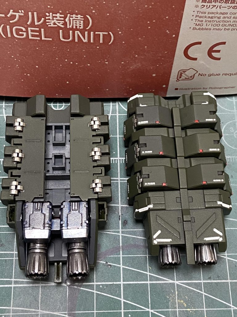 イーゲル装備、肩ミサイルコンテナ。うまいこと市販バーニアパーツがハマるスペースがありました。