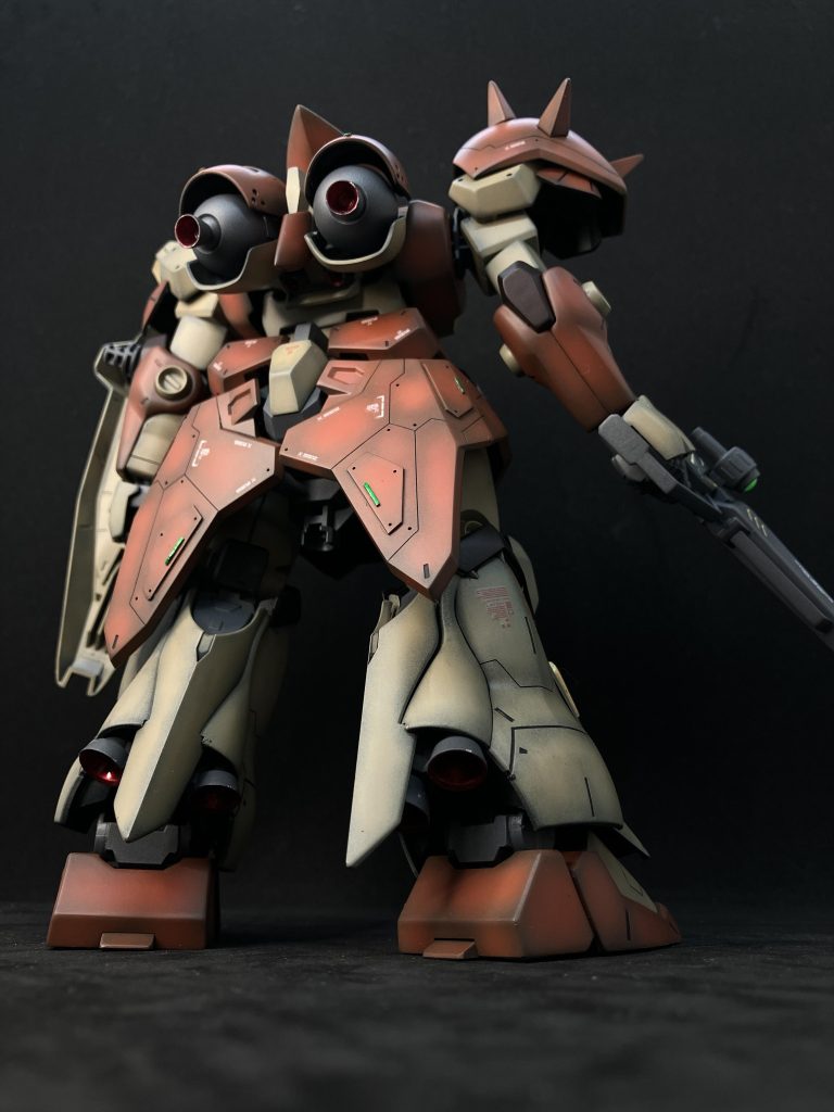 リアスカートのスジ彫りが気に入っています。