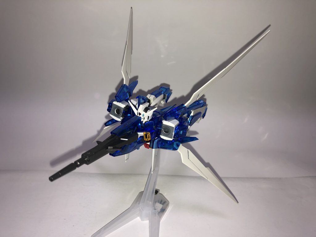 通常版は放映時のものなので白い部分は少し黄ばんで来ています。肩のシールはバラしたので中心から破けてますが気にしていません。