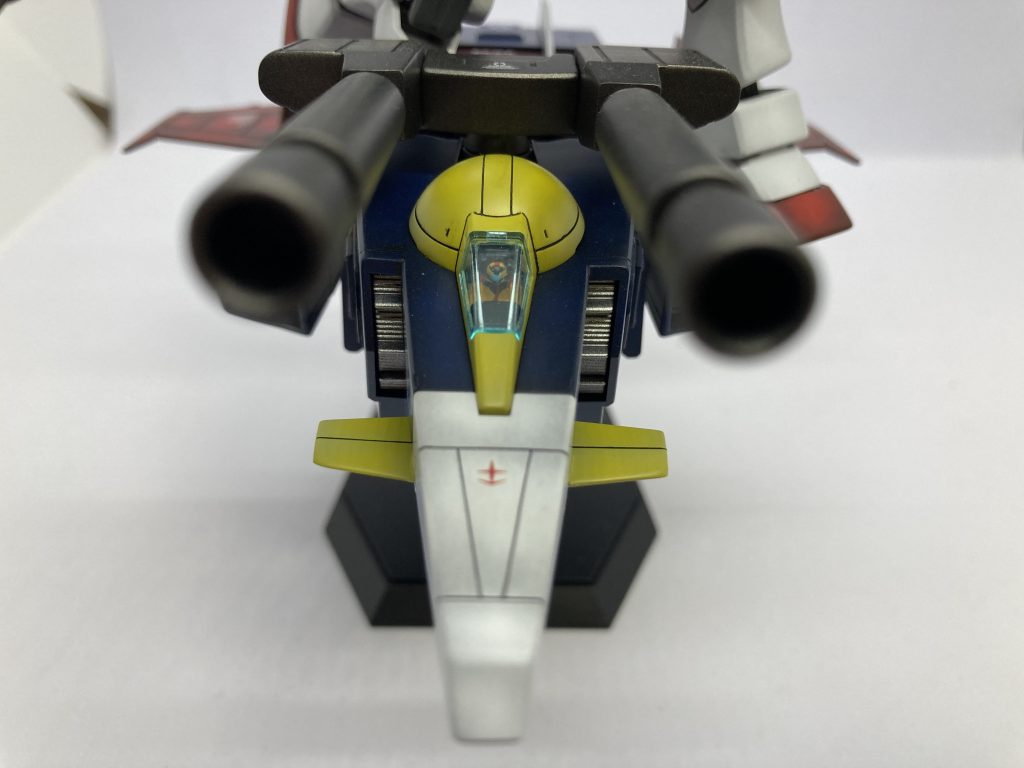 アップにすると、かなり雑が目立ちます。（涙）