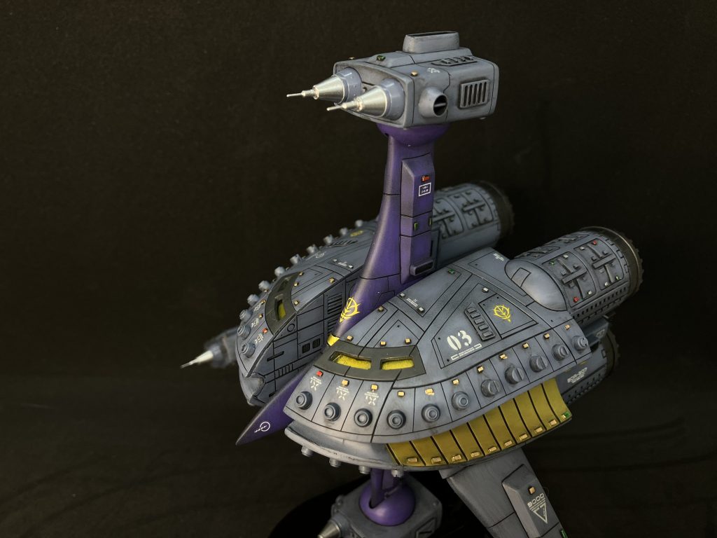 市販の部品を貼り付けてディテールアップしています。