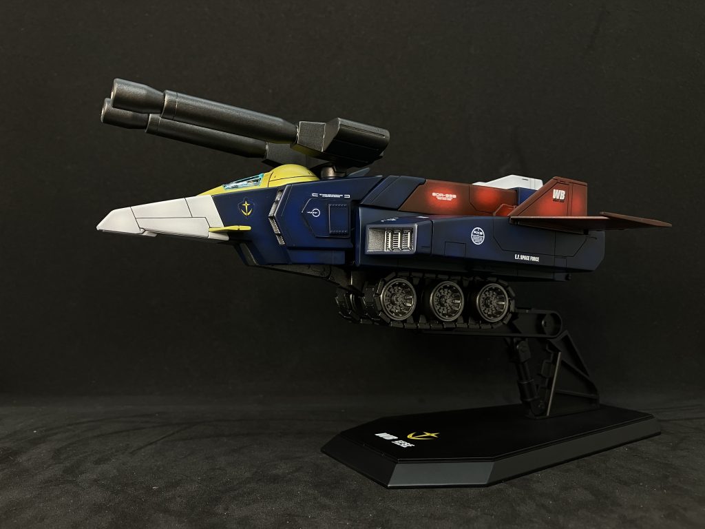 工作はいつも通り、スジ彫り、プラ板工作です。