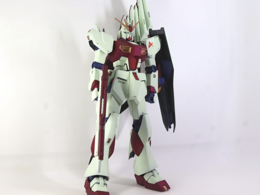 塗装作品 No.10　HGBD:R 1/144 フェイクニューウェポンズ＋ENTRY GRADE 1/144 νガンダム ニューガンダム–3枚目/制作者：茶雪bravely