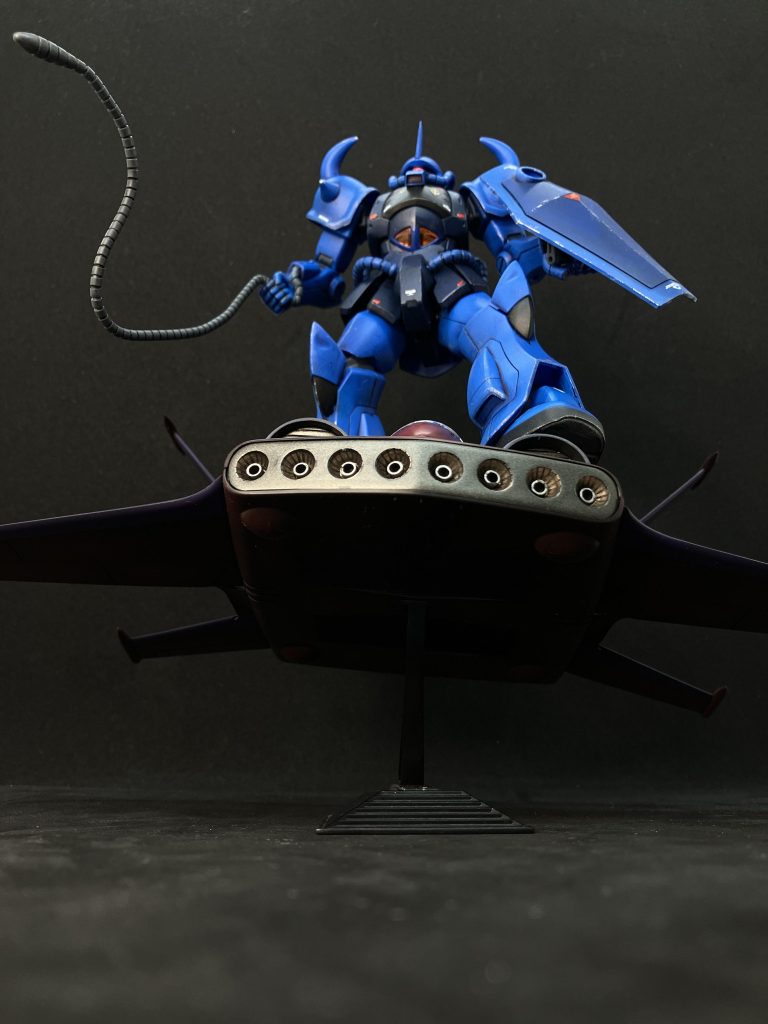 なぜドダイYSにグフが乗る設定になったんだろう?子供の頃は何も思わなかったけど良く考えるとおかしいですよね!