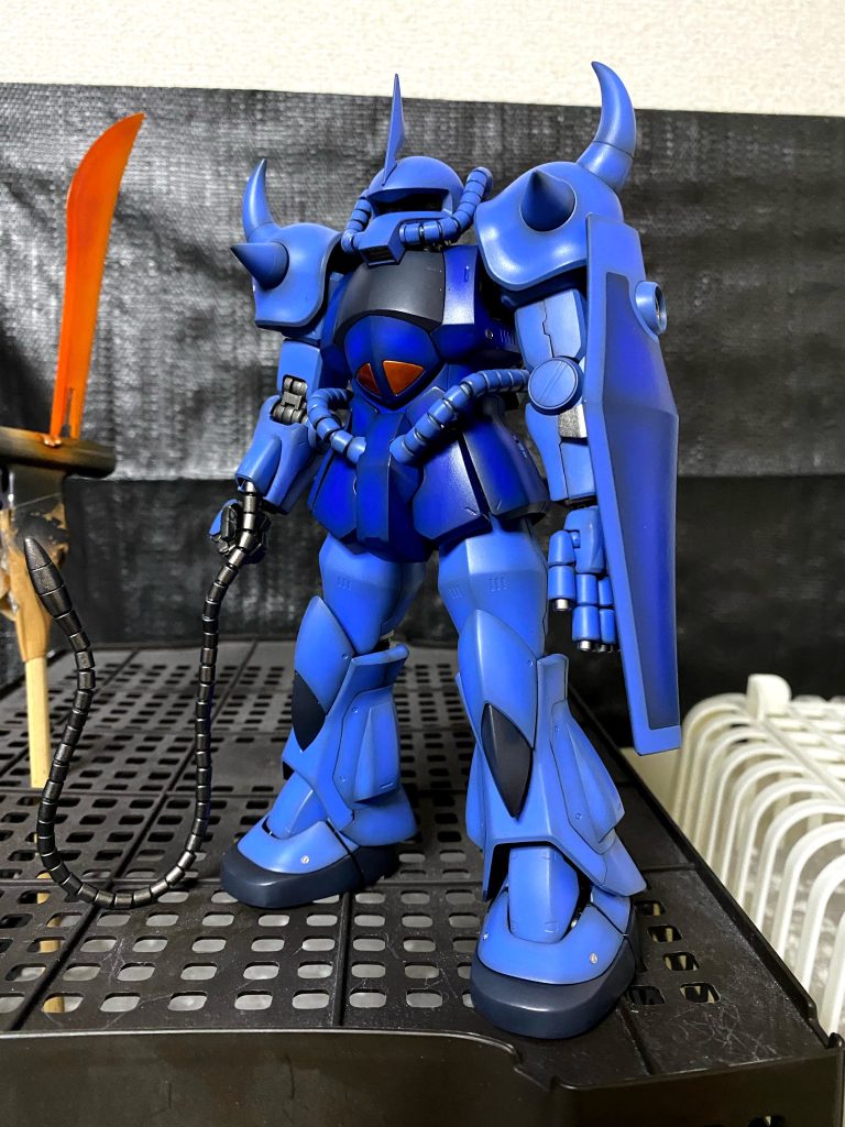 全塗装してウェザリング前の状態。仮組みして立上げ塗装のバランスを確認します。