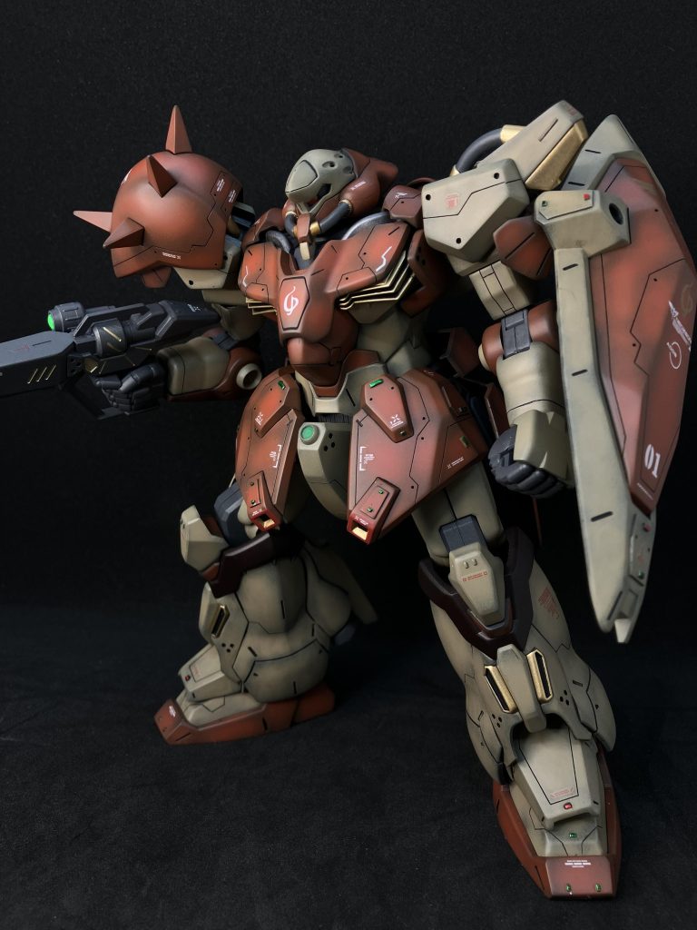 スジ彫りは色々な方の作例を真似しました。