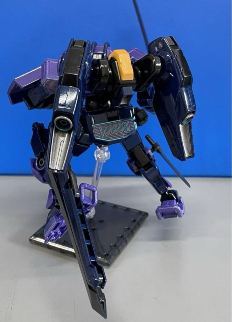 この頃フライトユニットも発売されたのですぐに購入して装備させましたそんなに時間経ってないですが、初めてのHG塗装で大変だったなぁと懐かしくなりますご覧いただきありがとうございました