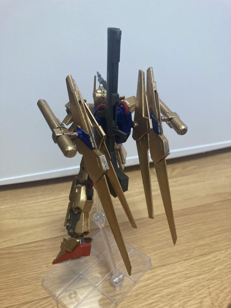 百式ダブルバインダー装備–3枚目/制作者：@Nami73911