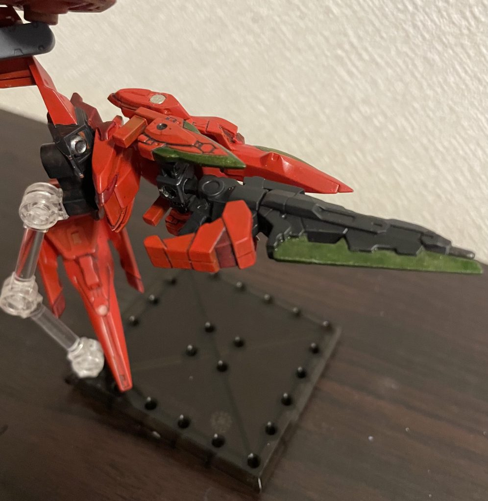 カタールはオーライザー裏にマウントしてます