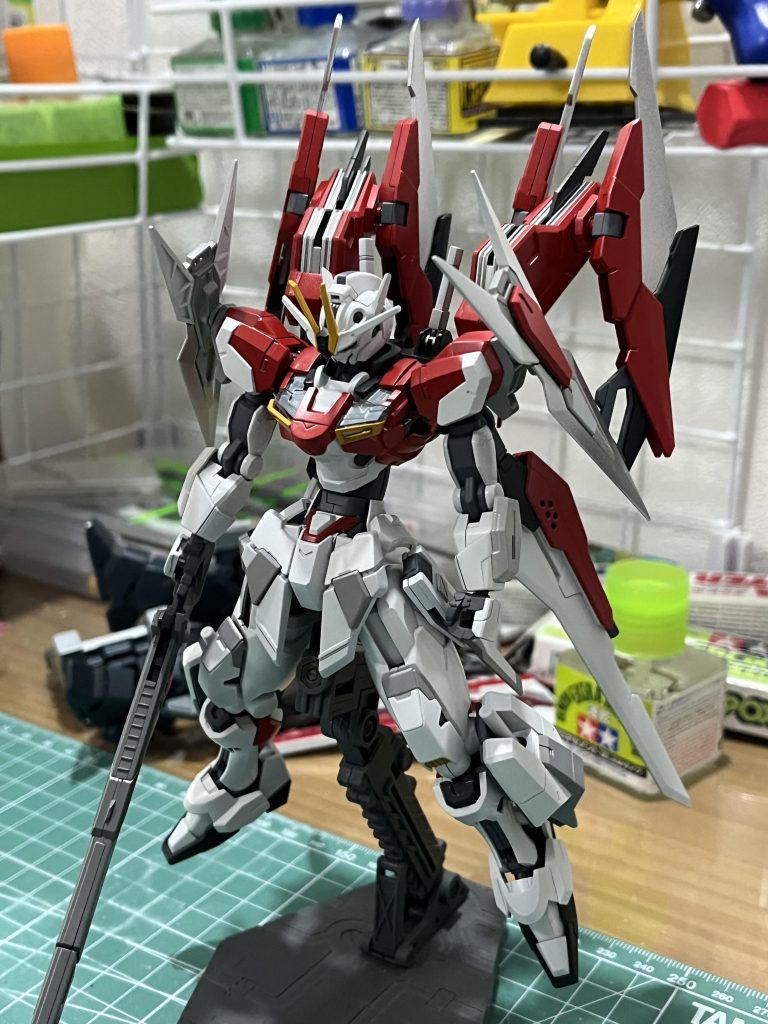 基本塗装完了時この後、筆塗部分塗装→墨入れ→デカール貼→トップコート経て完成となっております。