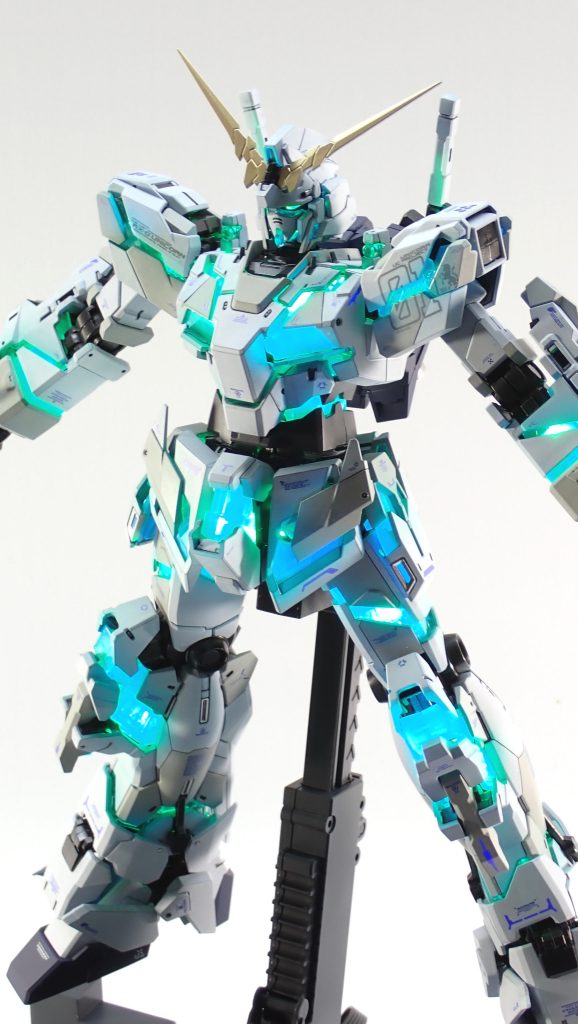 もうちょい寄るとこんな感じです。そりゃそうなんですが、塗装の都合上グリーンで固定です。