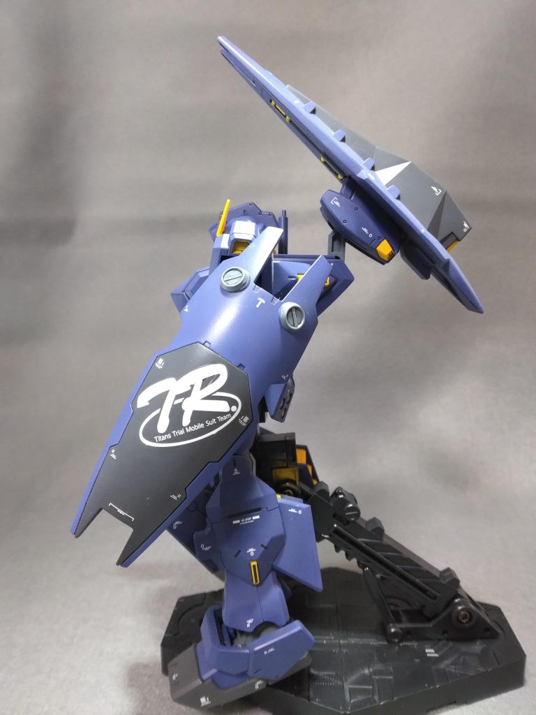 真横です。増加装甲、再販してくれたら、買います。