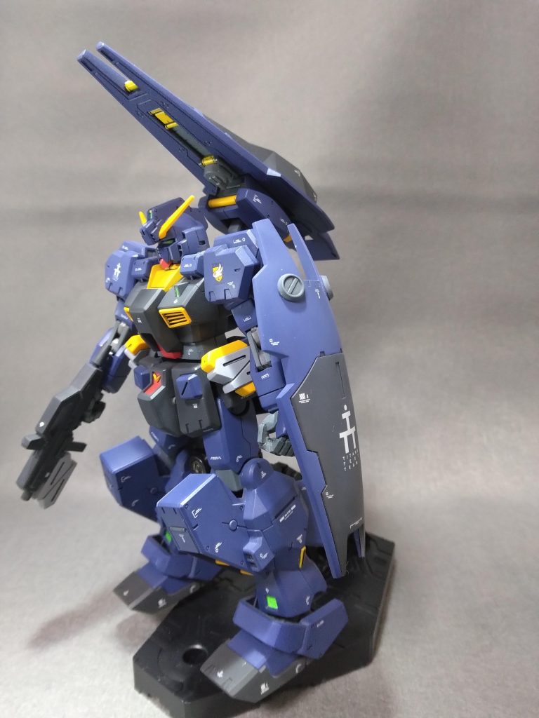 少しセンターずれてますが、引いた写真。