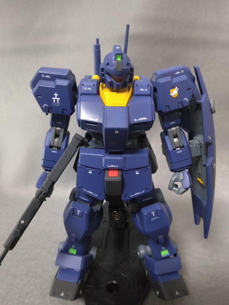 装甲は、当然ながら、FG付録で、加工は、後嵌め、合わせ目消し。