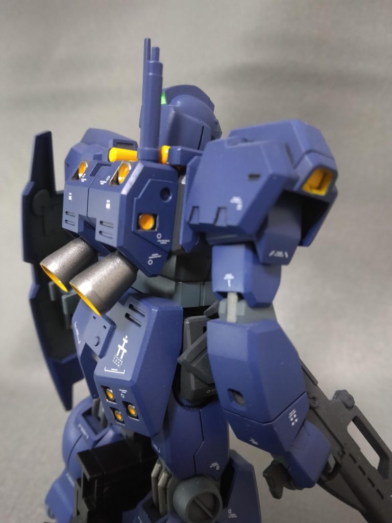 デカールは、ハイキュー+純正。段差消し（疲れる。）