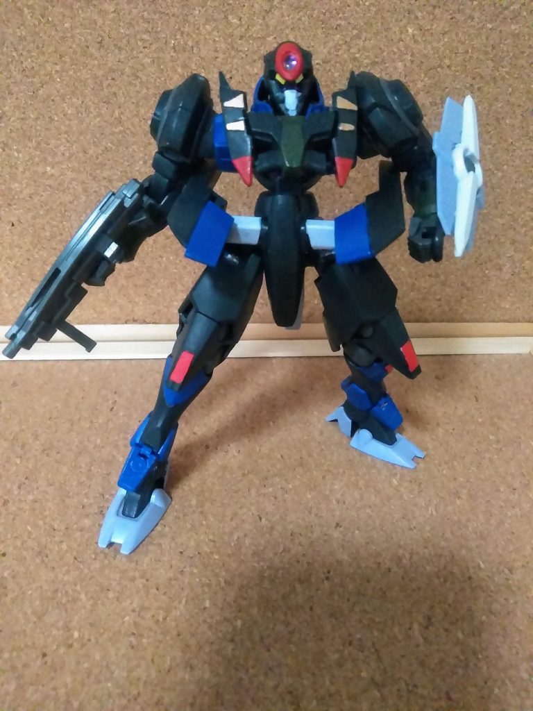 毎度の事ながら「中古屋さん」より身請けを して来ました😊                   「地球連邦平和維持軍仕様 ジンクス Ⅲ」              500円(税抜き)と成ります😋