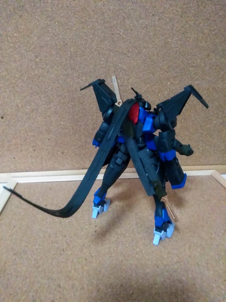 《地球から三万光年はなれたラドリオ星》に《ザ・ブーム軍》という軍隊が在ります。 そこに所属の忍者型ロボ《零影》へと異世界転生致しました😋