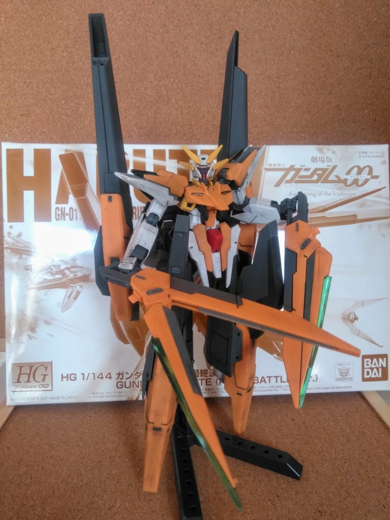 なので「威厳回復」の為に《最終決戦パーツ》装着です😤コリャまた デッカイ 「脚部ブースターユニット」だコト😂 あっ!頭は《マルート モード》に スゲ替えて在ります😏