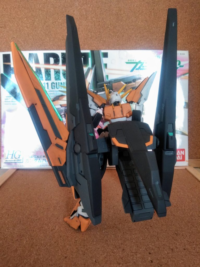 ハイ。後ろ姿🧐 兎に角デカイ「ブースターユニット」が 目を引きます😁うん❗「涎が止まらん」🤤