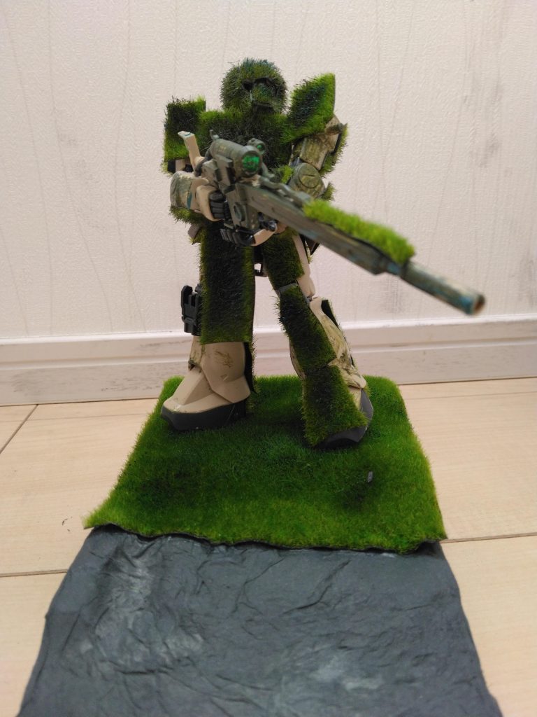 ザク1スナイパータイプギリースーツ装備–3枚目/制作者：けいと