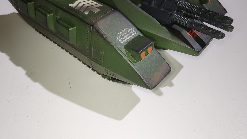 ウェザリングに初挑戦してみました。もともとウェザリングマスターを持っていたのですが放置していましたが、今回は戦車キットということでついに出番が来ました。サビとススがお気に入りですw