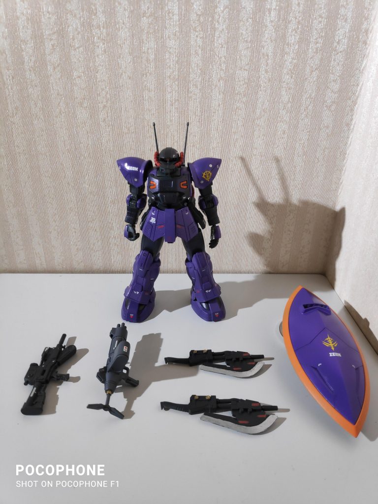 機体と全武装。グリプス戦争の際にティターンズで使用されていたMSですが、「機動戦士ガンダム外伝 宇宙、閃光の果てに…」でも登場しています。Zの時は目立った活躍もなく、ジャブローの核爆発で吹き飛ぶだけのモブ役でした。しかし外伝では敵側の隊長であるマレット・サンギーヌが主人公相手に破竹のごとく猛威を振るっておりました。