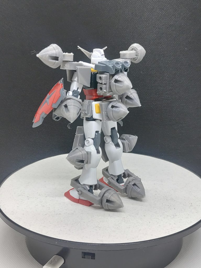 各種ハードポイントを活かし合計で10個のGNドライヴを搭載。