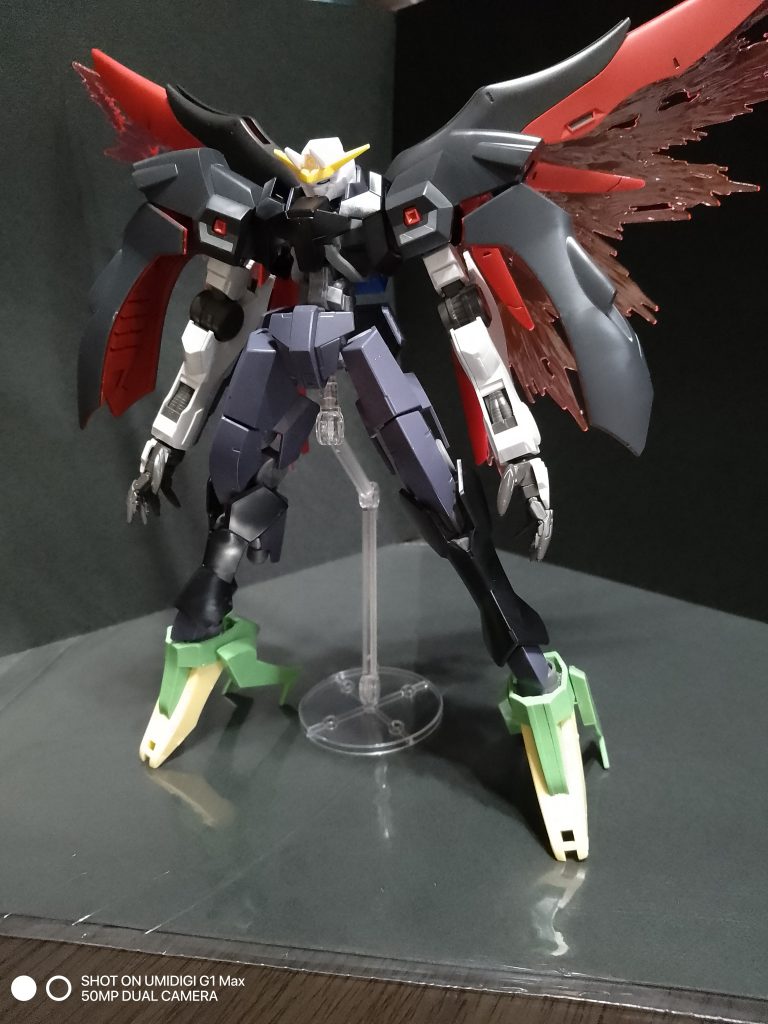 堕天ラファエルガンダム–3枚目/制作者：プーリテン