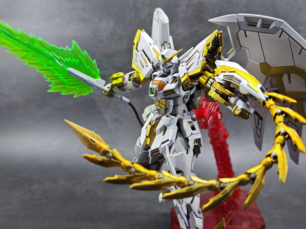 RG 次代鋼彈 白灰金配色 RG ガンダムエピオン–3枚目/制作者：@fox_chi_zeng