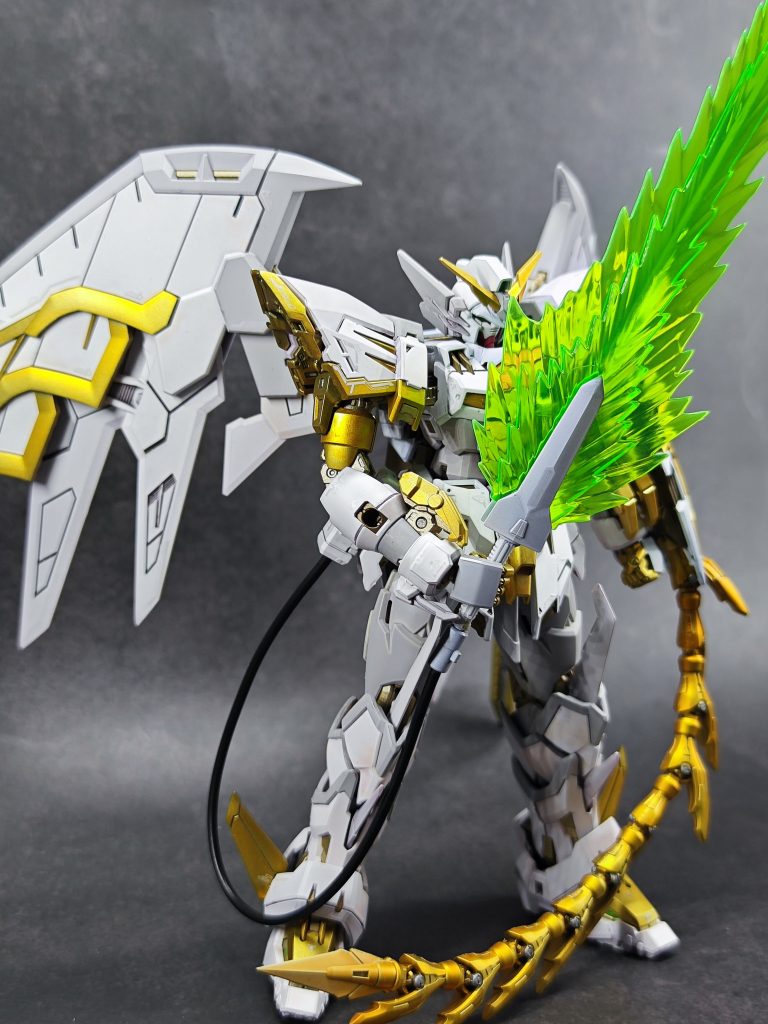 RG 次代鋼彈 白灰金配色 RG ガンダムエピオン–5枚目/制作者：@fox_chi_zeng