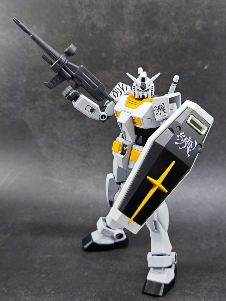 EG rx78初鋼 白虎配色  ガンダム–3枚目/制作者：@fox_chi_zeng