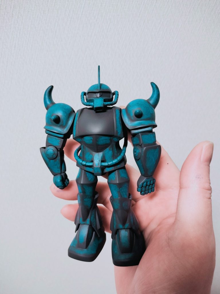 アクリル絵具による基本塗装の塗り始めはこんな感じです。