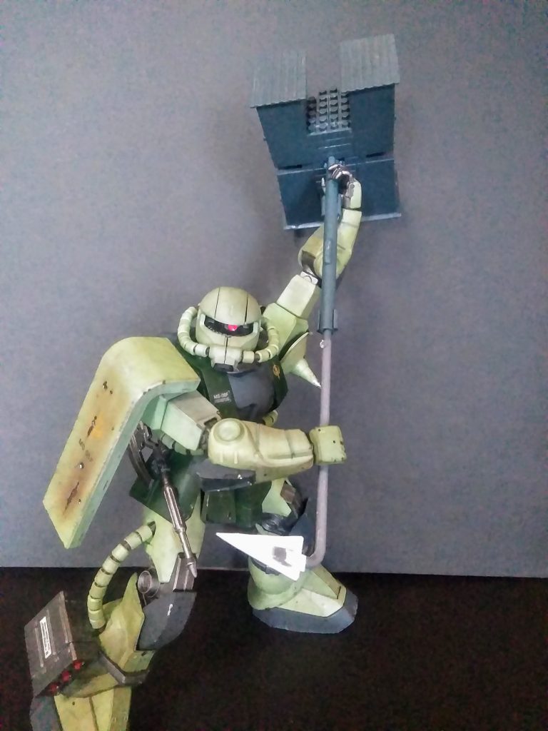 オッモッ❗ 「MOTITUKI ハンマー」を構えてミマシタ❗😣 こんなイメージでお願い致します😤 しかし「観れば観るほど」雑だなぁ 「MOTITUKI ハンマー」🧐