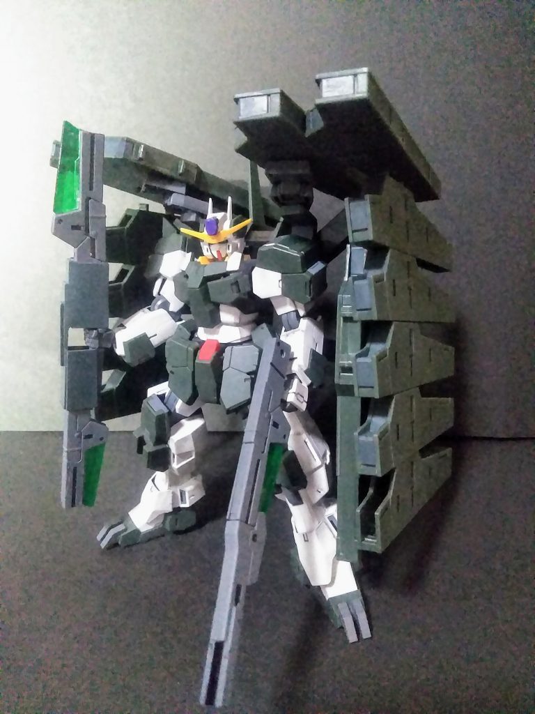 購入初見は「ホルスター ビット」に目を引かれ「カッコわりー😔💨」判定でしたが 制作していると「ナニこれ!