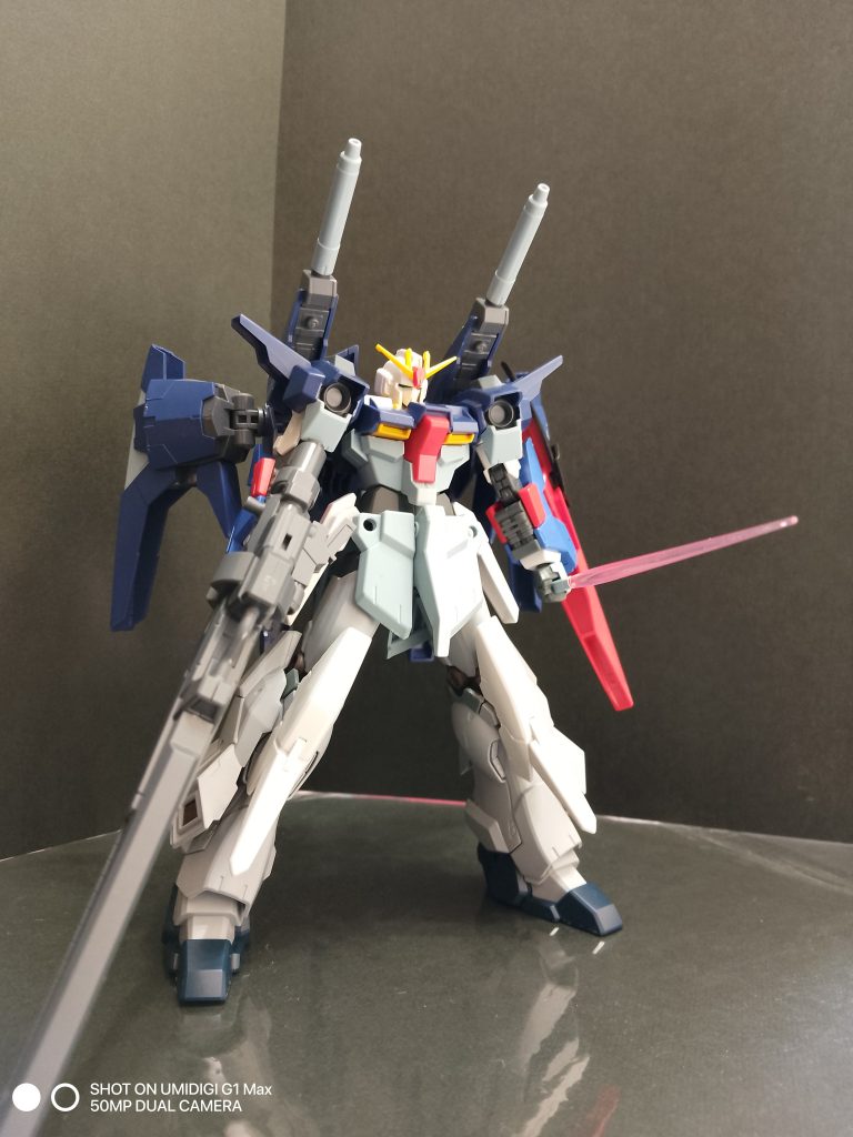 ライトニングガンダム–4枚目/制作者：プーリテン