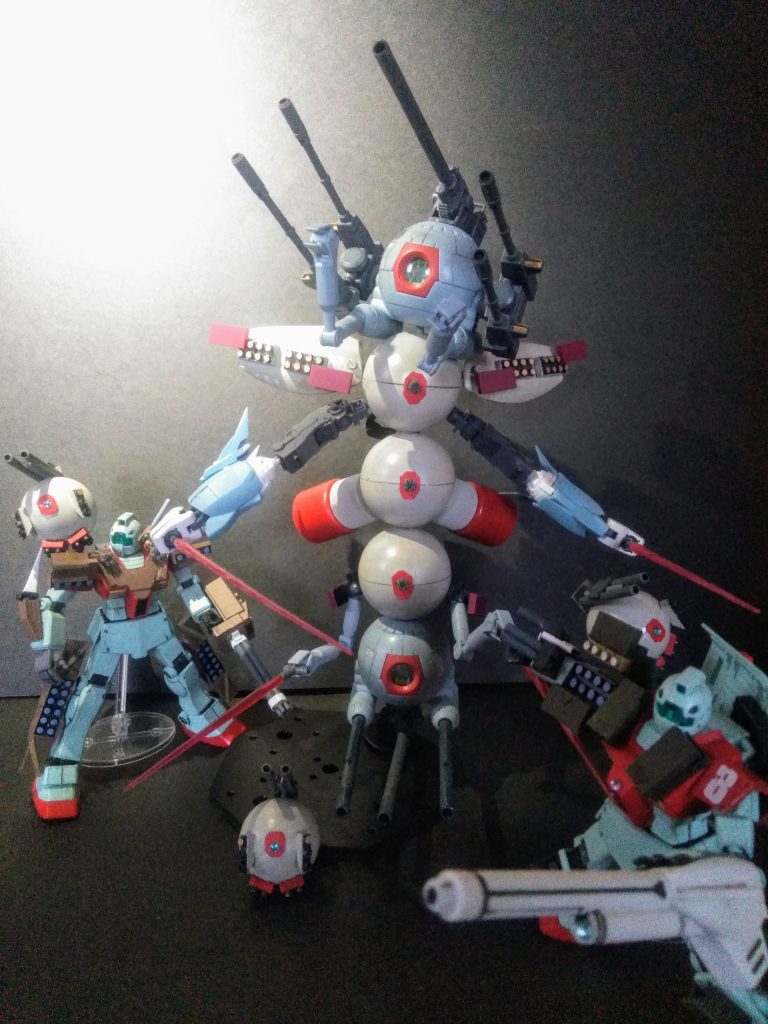 『我々の真実の戦いを、のちの世に伝えるために。』　　　　　　　　　　　　　　　　『オマエ達(ジオン星人)はこの世界に居てはいけない！』と、　　　　　　　　　　　　　　こんな感じで 