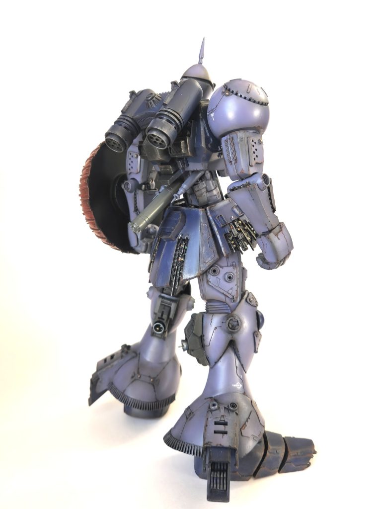 バックパックは斜めにセットしただけですが、意外とこのやり方はカッコイイと思ってます