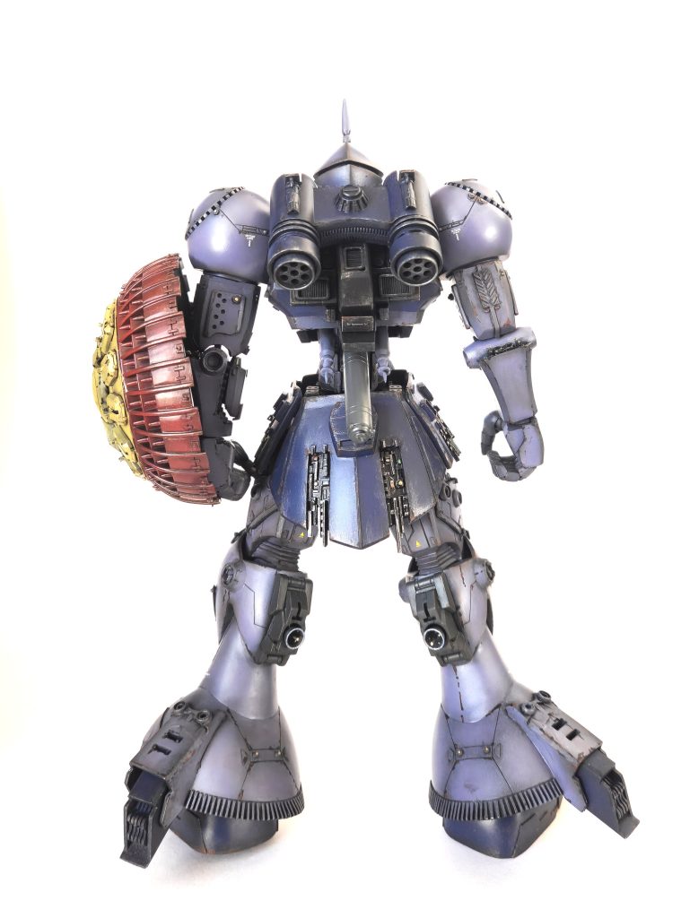 スネ周りのスラスターは要らなかったかな?と思いつつ、まぁやっちまったからなんとかなるべ精神です