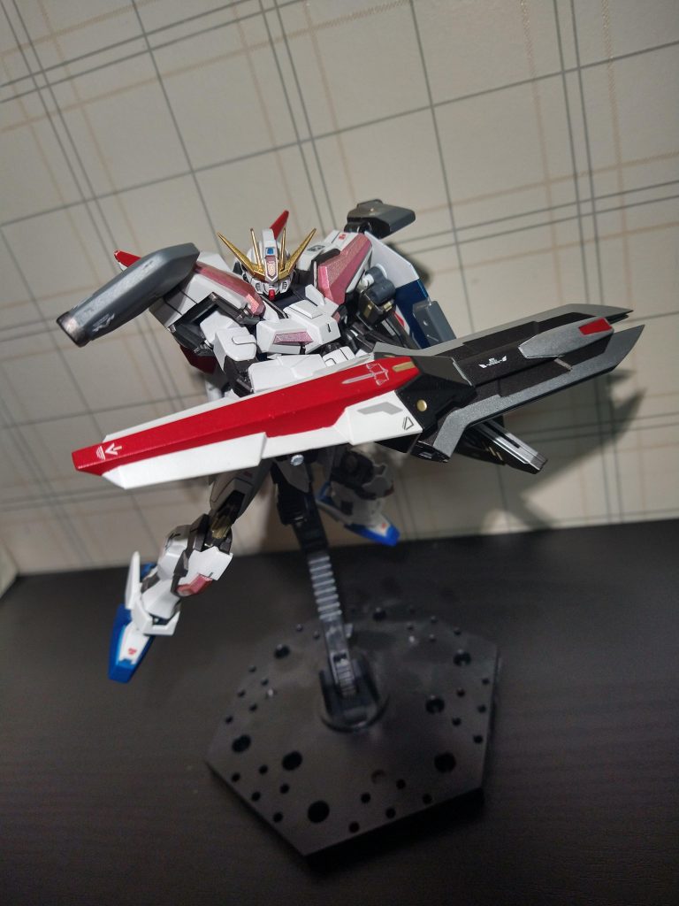 実剣モード。通常時はビームを展開しないで戦います。