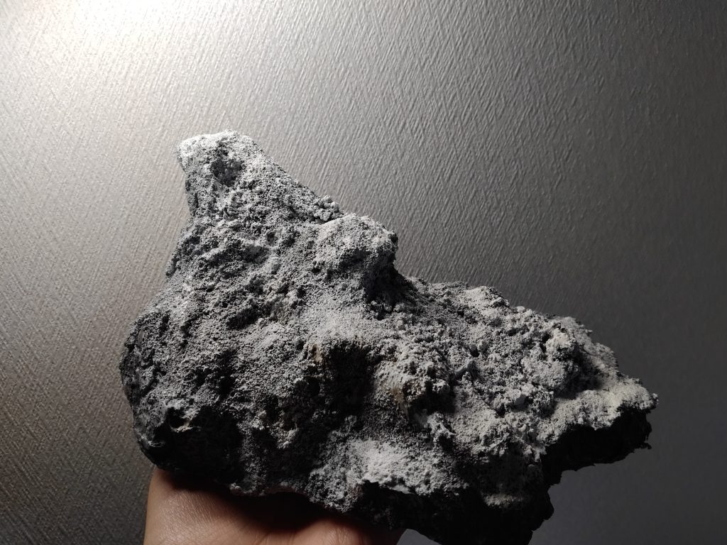 雪を盛れば完成になります！ メルカリで販売します。