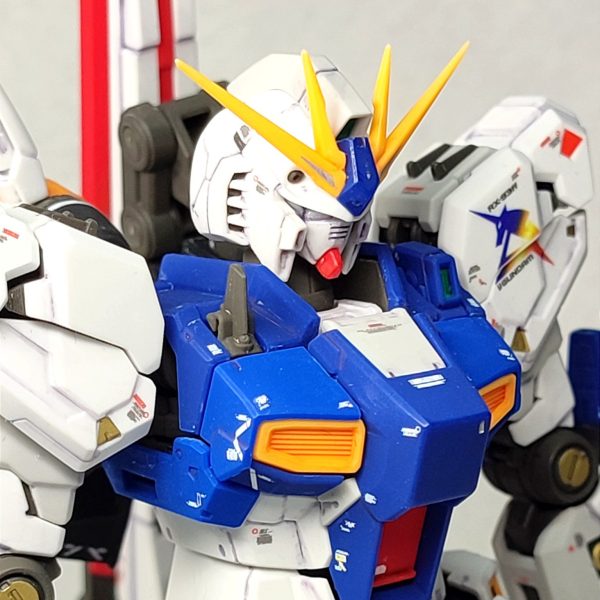 RG 1/144 RX-93ff νガンダム