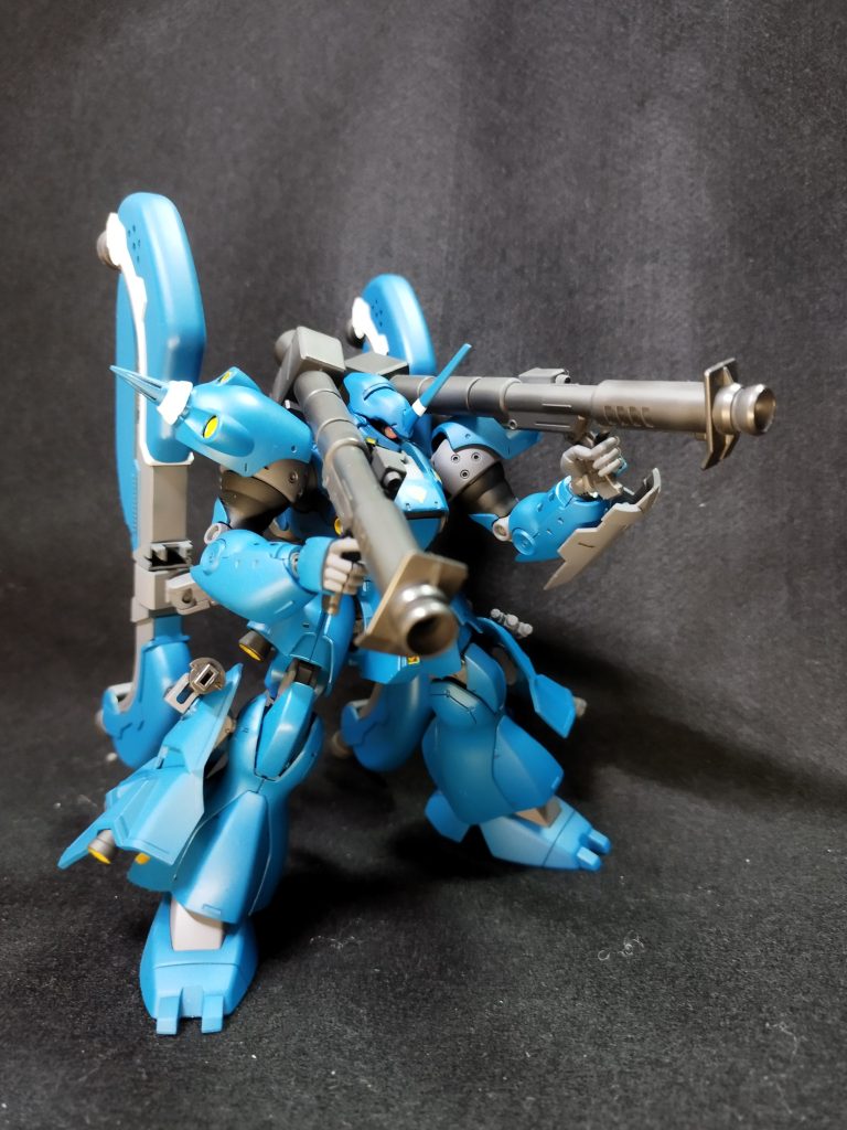 トップコートは光沢を吹いた後に艶消しを吹きました。マットな質感ながらハイライトがくっきりとなり上手くいったなと思います。