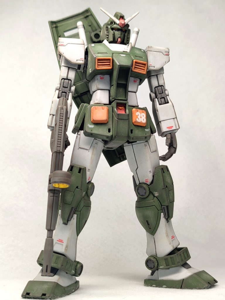 まえビームライフルとシールドのジョイント部は以前投稿したロールアウトカラーから持ってきました。