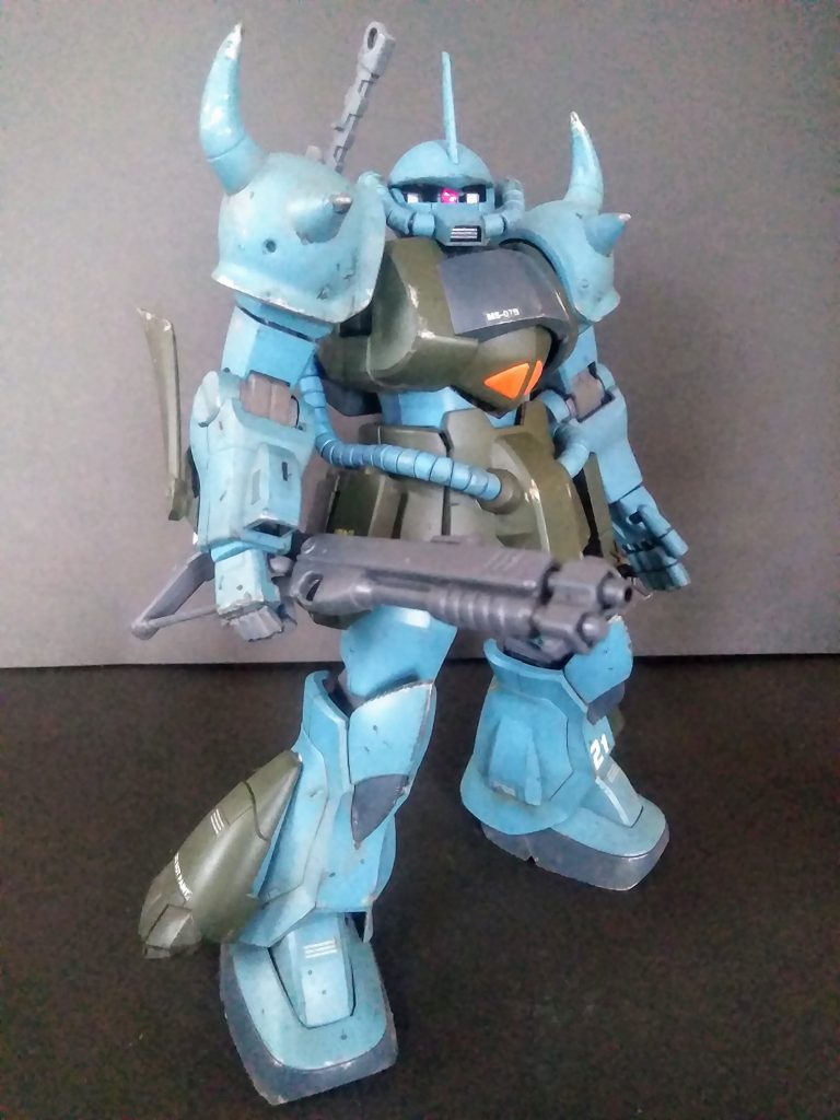 まぁ、ソレハサテオキ 何時も通りに 「蛇足作業」を実行です 😤今回は「高機動仕様」の様に見えると 嬉しいな🎵😍🎵 と、逝った感じでヤッて おります😋