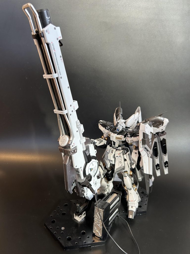 Hi-νガンダム　ハイパーメガバズーカランチャー装備–2枚目/制作者：けにけに