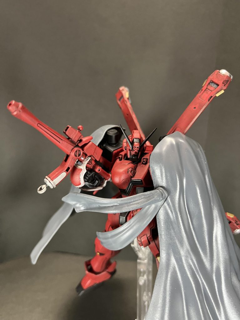 新製品は試そう!迅速に!ということで以前作成したクロスボーンeX1(ギリ機)にABCマントを付けてみました。