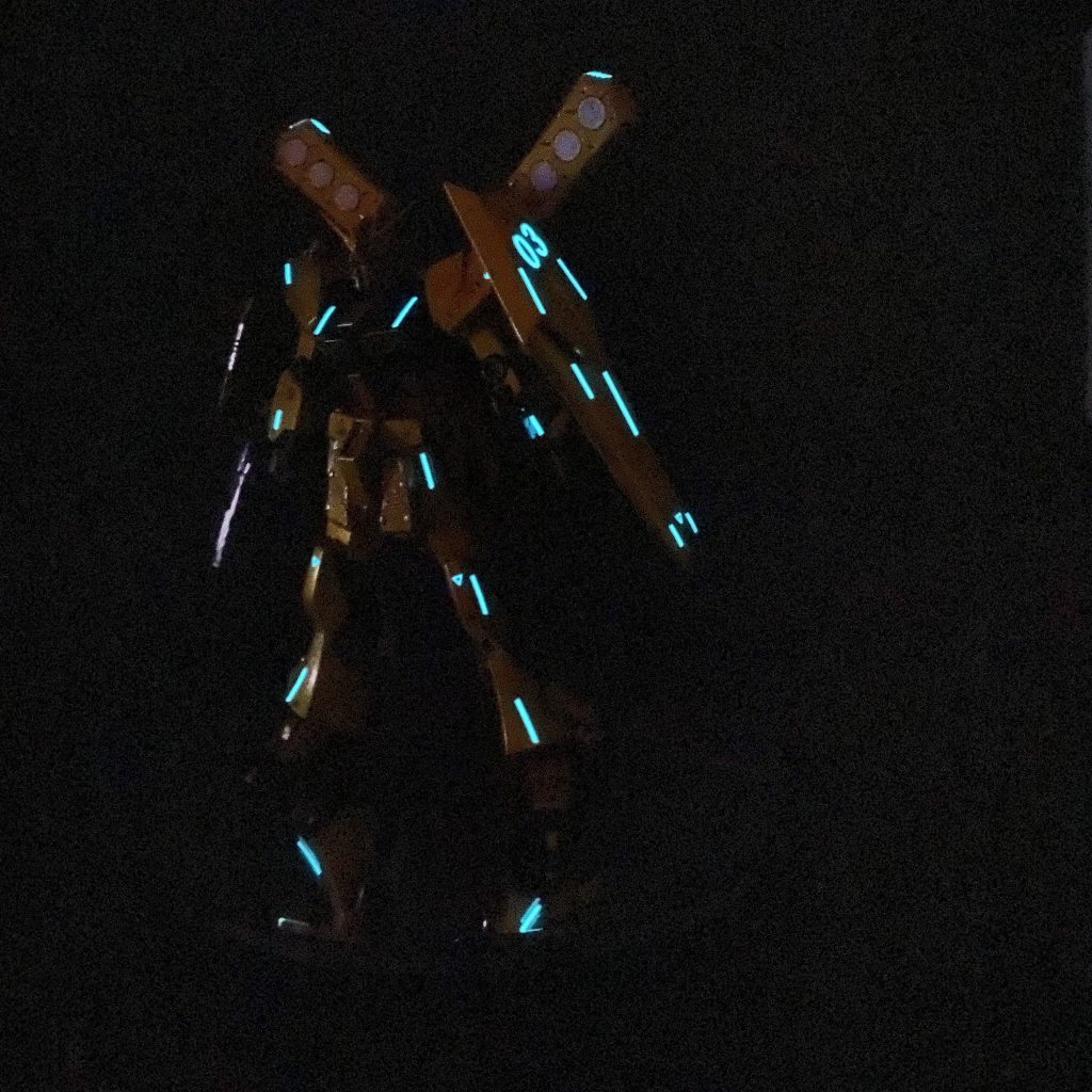 νガンダム3号機–6枚目/制作者：@giyaran23