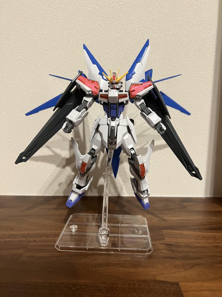 塗装前やっぱり色を塗るとまとまりが出ますね！！