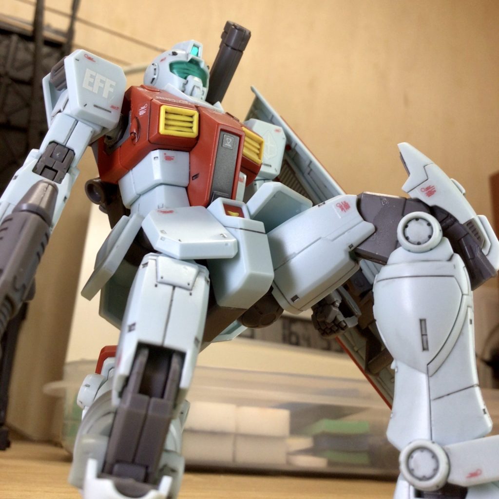 【組立完成品】HGジム(ショルダーキャノン/ミサイルポッド装備) HG 1/144 ジム (ショルダー・キャノン装備/ミサイルポッド装備