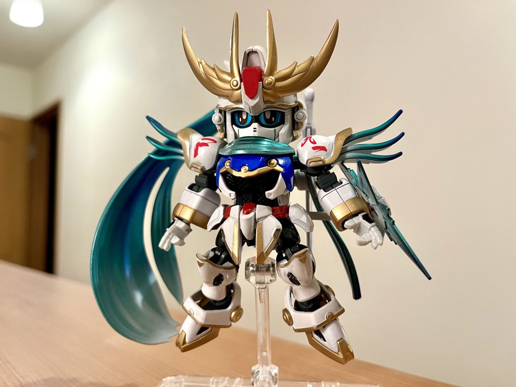 アンテナはパテ盛してから尖らせてます。ヴェスバーは塗装が剥がれるので取り外せません！今度磁石接続にしよかな